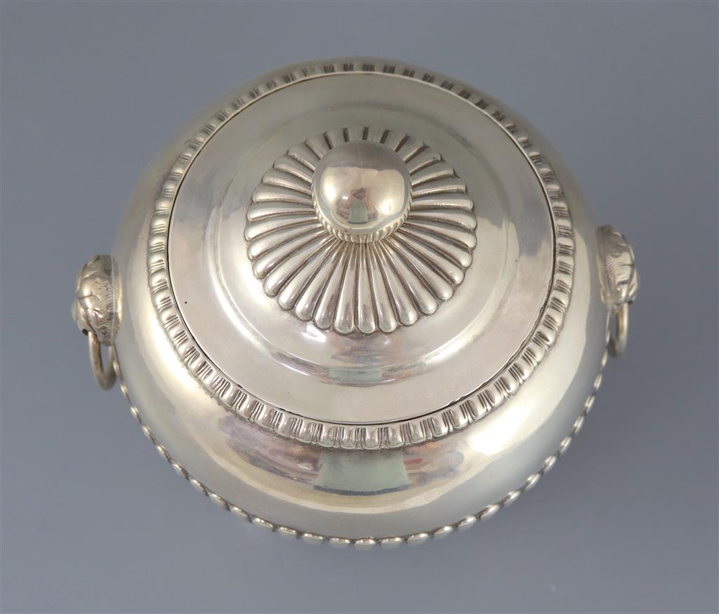 An early 19th century Anglo-Indian demi-fluted silver circular vegetable tureen and cover, by Robert Gordon, Madras,